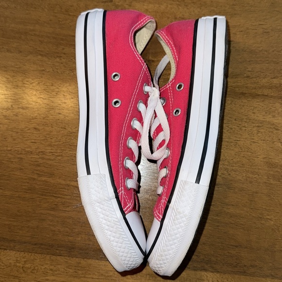Pink Converse Sneakers with White Laces - Picture 3 of 7